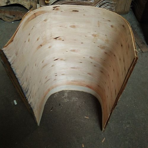 中山龙魁曲木加工厂加工定制 曲木家具配件,各种异形弯曲板